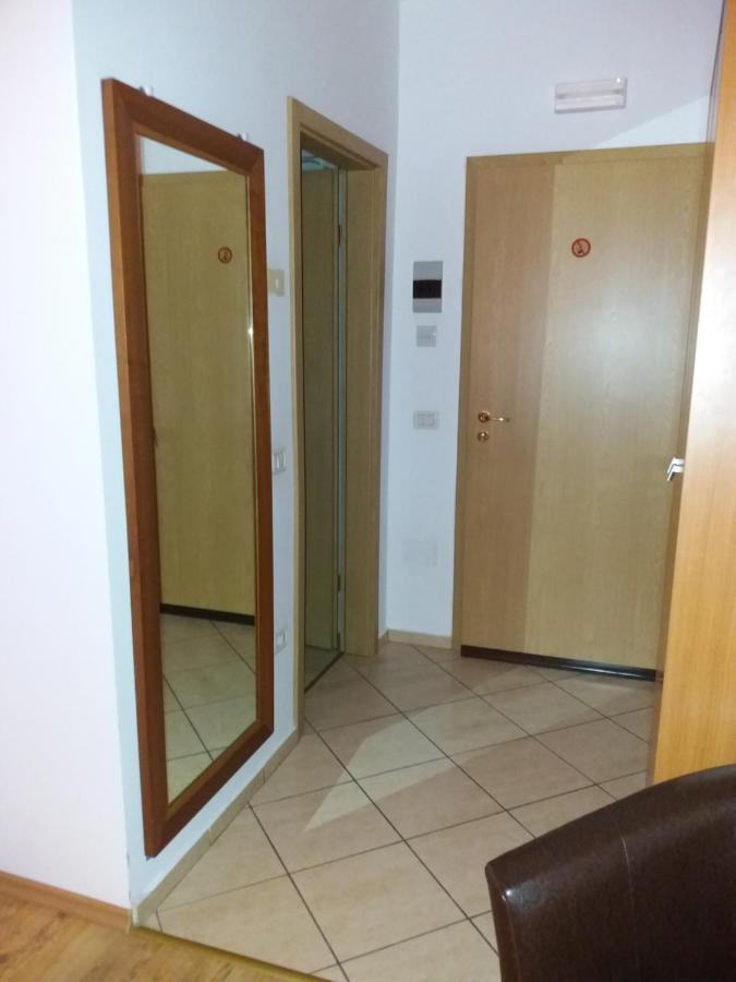 Hotel Vila Veneto Timisoara Ngoại thất bức ảnh