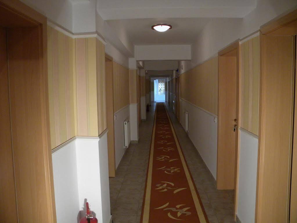 Hotel Vila Veneto Timisoara Ngoại thất bức ảnh