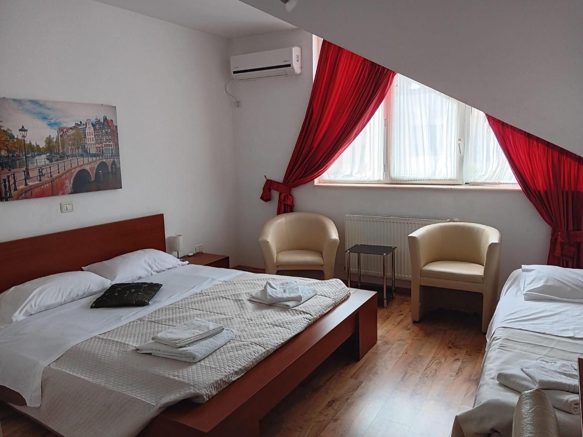 Hotel Vila Veneto Timisoara Ngoại thất bức ảnh